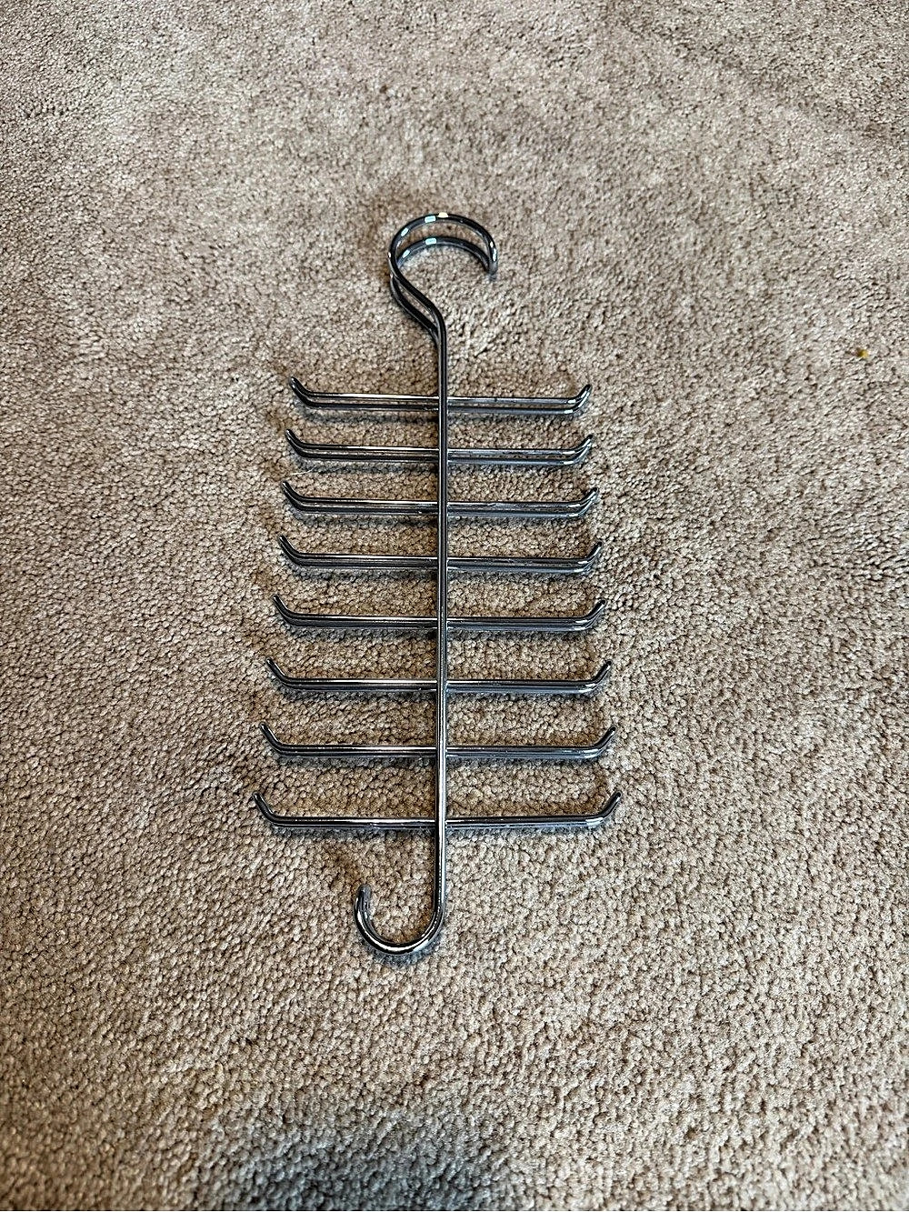 Closet Hanging Tie Organizer